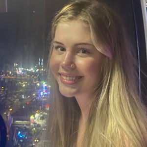 Meet your Posher, Savannah